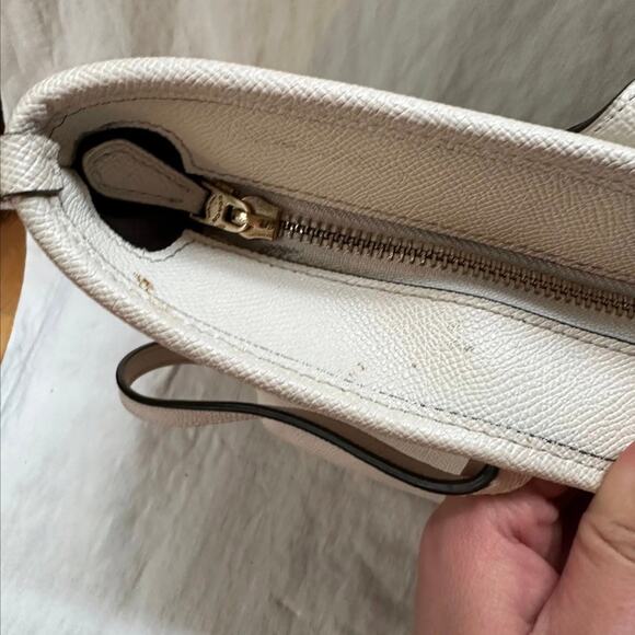 COACH F58846 Tote Bag white Cross Grain Leather Inside Pocket Top Zip Preown - Picture 2 of 4